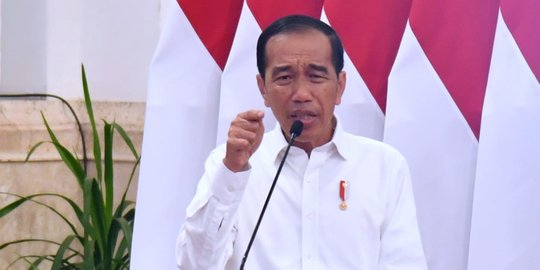 Berkunjung ke Pasar, Jokowi: Para Pedagang Menyampaikan Tahun 2022 Lebih Baik