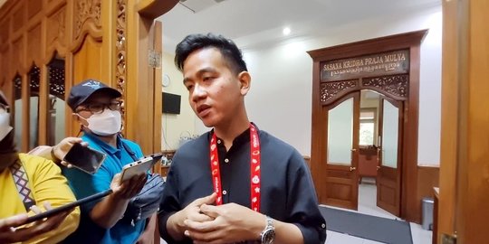 Viral Usai Dibawa Gibran, Berapa Sih Harga Tumbler Mixue yang Asli?