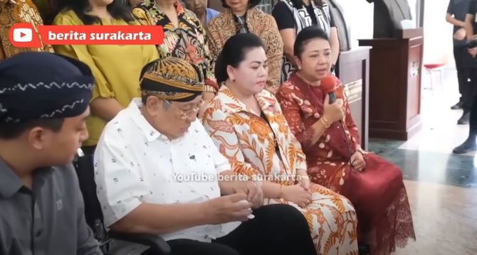 pakubuwono makan siang bareng gibran rakabuming