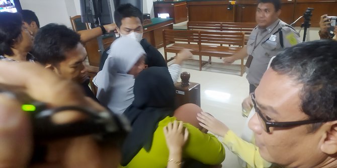 Sidang Pembunuhan Petugas Dishub Makassar Ricuh, Keluarga Protes Putusan Hakim