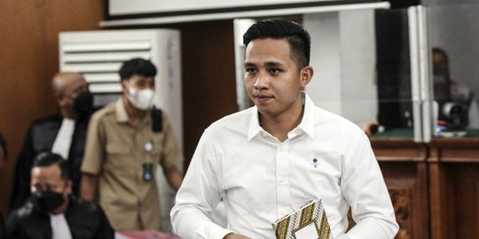 Ditanya Hakim, Eliezer Ngaku Pangkat Bharada Hanya Diajarkan Jalankan ...