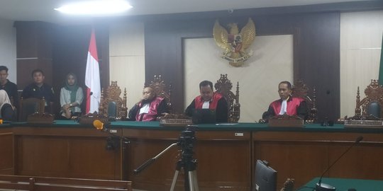 Kasus Pembunuhan Berencana, 2 Anggota Brimob Polda Sulsel Divonis 18 & 20 Tahun Bui