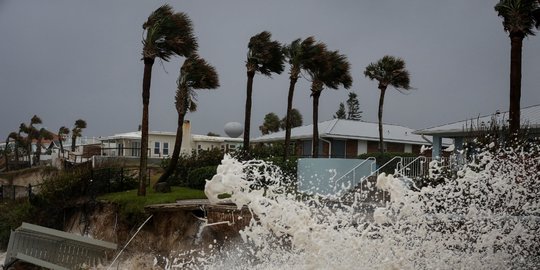 Angin Kencang Rusak Rumah dan Tempat Ibadah di Jember