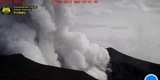 Gunung Marapi Sumbar Erupsi Lagi, Tinggi Kolom Abu Mencapai 200 Meter