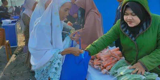 Pasar di Garut Ini Unik, Warga Bisa Beli Bahan Pokok Tanpa Uang