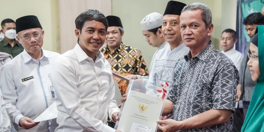 Jokowi Sertifikasi Ratusan Ribu Tanah Wakaf, Wamen ATR: Bukti Keseriusan Presiden