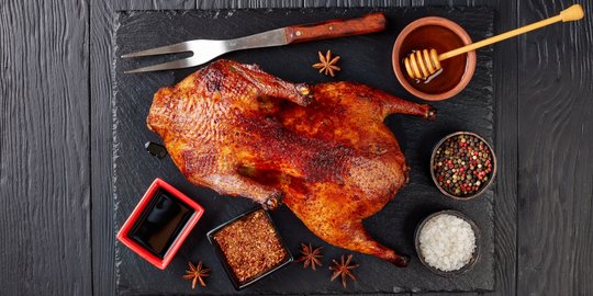 Aneka Menu Roasted untuk Meriahkan Tahun Baru Imlek di Jakarta, Penuh Makna!