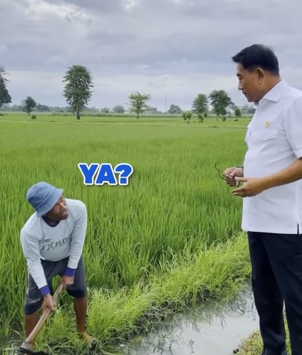 cak narto kaget lagi di sawah didatangi temannya kecilnya pensiunan jenderal tni