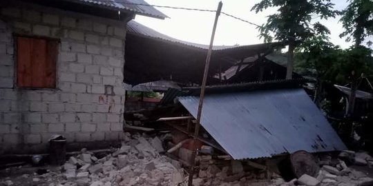 Pemerintah Janji Perbaiki Rumah Rusak Akibat Gempa Maluku