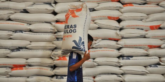 Turunkan Harga, Bulog Bakal Sebar 35.000 Ton Beras di Jabodetabek