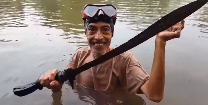 keris pusaka langka diduga buatan mpu sindok ditemukan