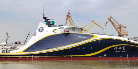 China Bikin Kapal Induk Nirawak yang Diklaim Pertama di Dunia, Intip Kehebatannya