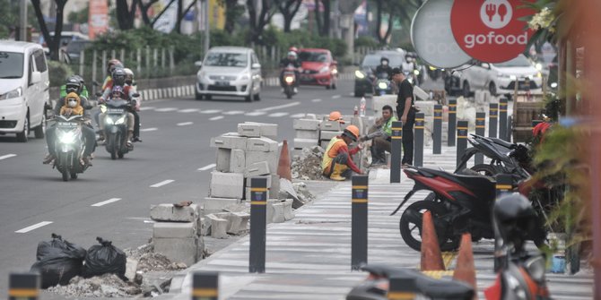 Bereskan Parkir di Trotoar, Pemkot Depok Siapkan Kantong Parkir di Jalan Margonda