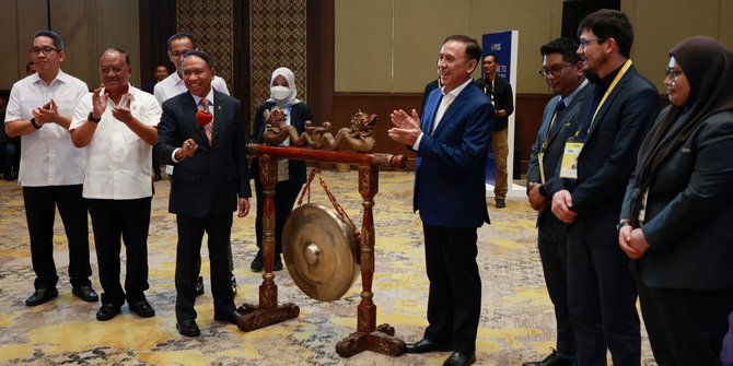 Menpora Pukul Gong Buka Kongres Biasa PSSI 2023