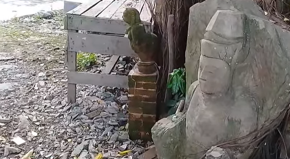 penampakan makam kebo iwa