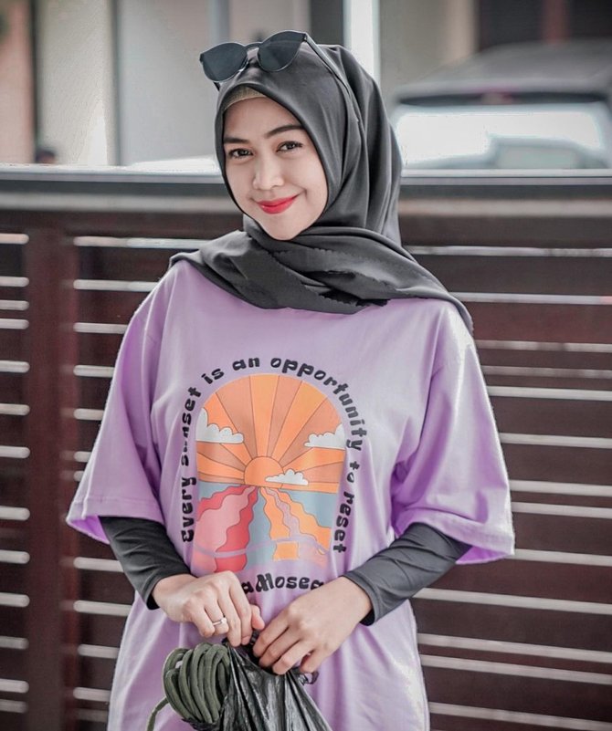potret terbaru ria ricis