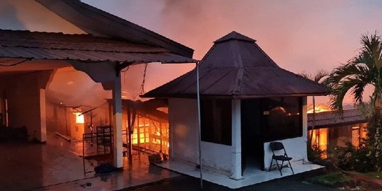 Kronologi Kebakaran Rumah Dinas Kapolda Papua, Berawal dari Ledakan