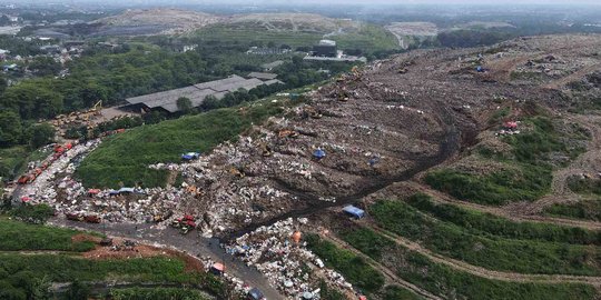 Fasilitas Pengolahan Sampah di Bantargebang Beroperasi pada Februari 2023