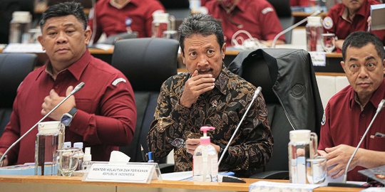 Raut Menteri KKP Dikritik Keras DPR Terkait Pupuk dan Solar Bersubsidi