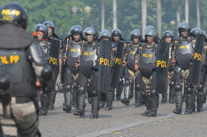 hut satpol pp di monas