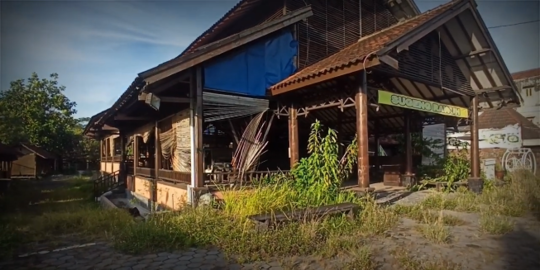 Potret Restoran Mewah Terbengkalai Selama 2 Tahun, Ada Mobil Jeep & Kereta Kuda