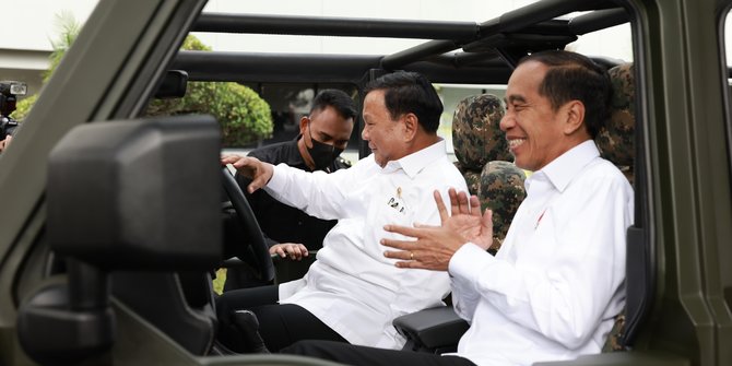 Prabowo Sopiri Jokowi Naik 'Maung'