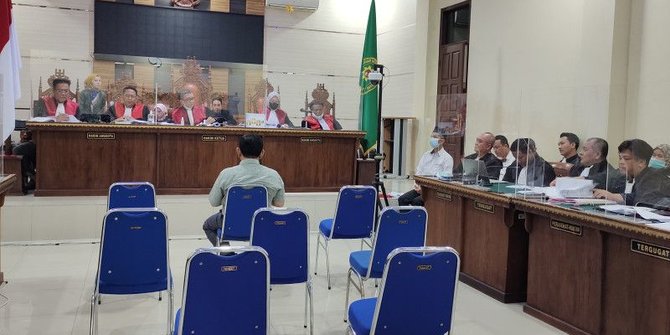 Penyuap Rektor Unila Divonis Hukuman 1 Tahun 4 Bulan Penjara