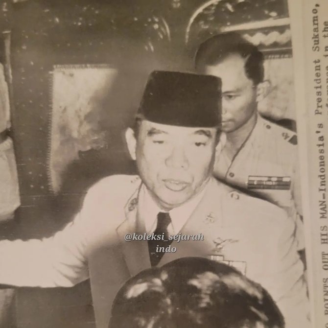 potret momen soekarno perkenalkan anggota pers ke mayjen ahmad yani