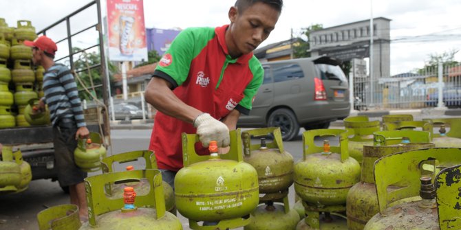 Pedagang Warteg Tolak Beli LPG 3 Kg Pakai KTP: Di Agen Tak Bisa Ngutang