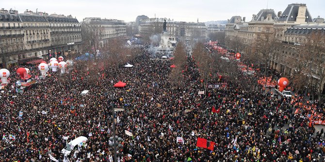 Potret Jutaan Buruh Demo Besar-besaran di Prancis, Tolak Reformasi Pensiun