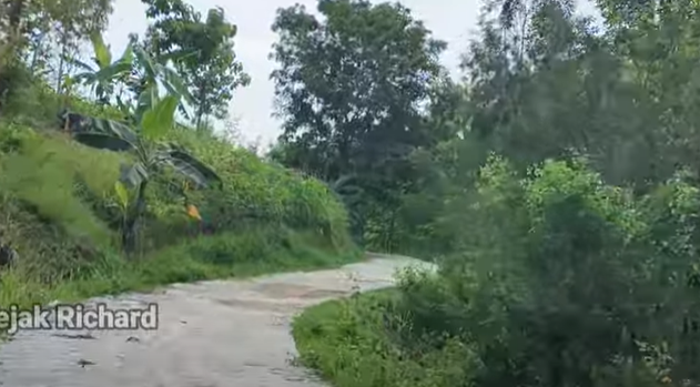 luas dan asri begini potret rumah masa kecil bupati ponorogo