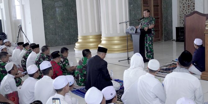 Kunjungi Ponpes di Kaltim, Panglima TNI Ajak Santri Jadi Tentara