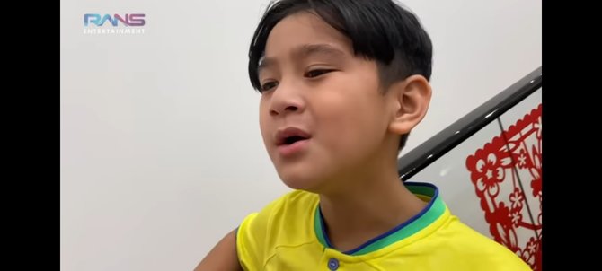 nagita slavina jauh jauh ke singapura buat beli panci reaksi rafathar curi perhatian