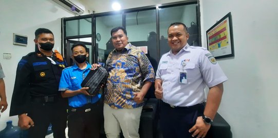 Cerita Petugas Kebersihan Stasiun Tugu Yogya Kembalikan Tas Berisi Uang Rp44 Juta