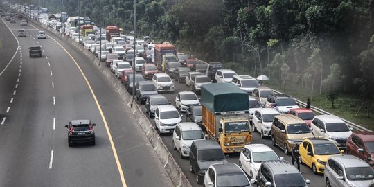 Jalur Puncak Bakal Berlakukan One Way ke Arah Jakarta Siang Ini