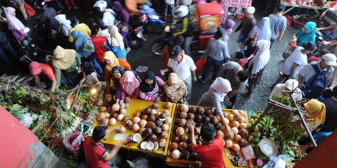 Update Harga Pangan Pasca Imlek, Cabai Hingga Ayam Turun