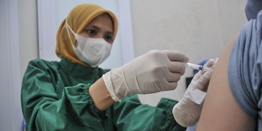 Dinkes DKI Mulai Layani Vaksinasi Booster Kedua untuk Umum di 300 Lokasi