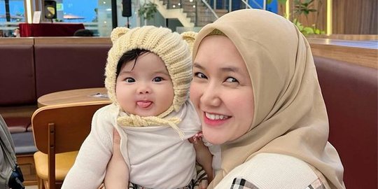 Cantik! Potret Baby Noor Izzah Anak Fikoh LIDA & Fomal, Wajahnya Sempat Dirahasiakan