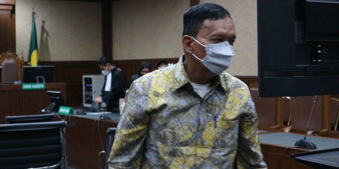 Jaksa Dakwa Mantan Pejabat Ditjen Pajak Terima Gratifikasi & Pencucian Uang