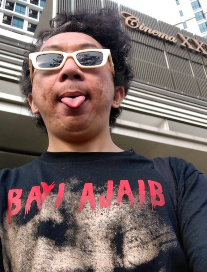 intip potret terbaru rizky mocil pemeran bang kribo di eneng dan kaos kaki ajaib