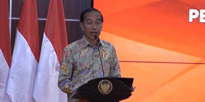 Jokowi Sebut Semua Negara Berkompetisi: Salam-salaman, Tapi Saling Rebut Investasi