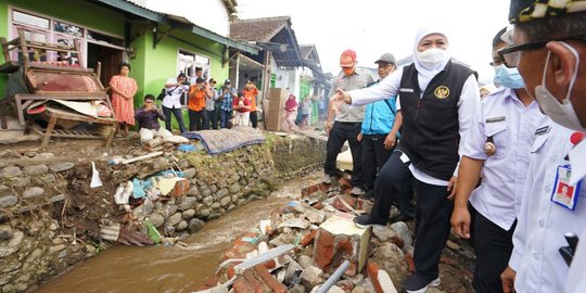 Kiprah Khofifah dalam Pertarungan Politik