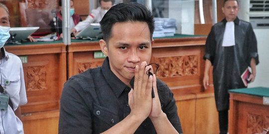 Bharada E Baca Pleidoi: Maafkan Icad, Akibat Peristiwa Ini Papa Kehilangan Pekerjaan