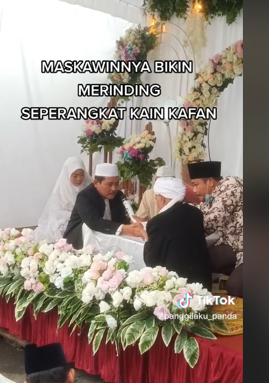 heboh viral pernikahan pasangan di lombok dengan maskawin kain kafan