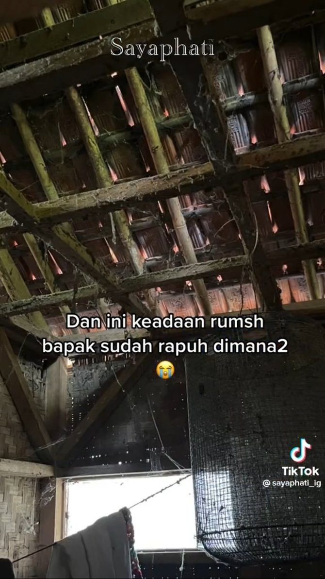 viral bapak penjual korek berpakaian sobek kondisi rumah memprihatinkan