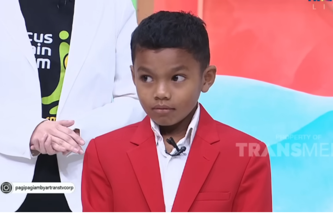 5 fakta nono bocah juara dunia matematika kini diundang di acara televisi