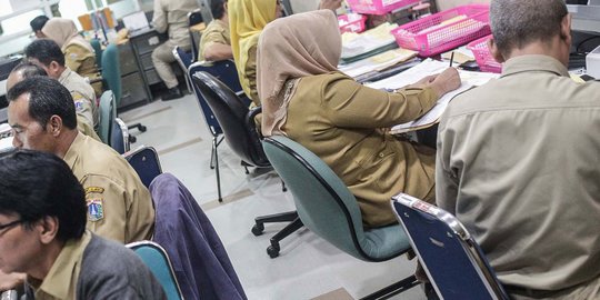 Banyak PNS Utang ke Bank: Tak Semua Punya Gaji Besar