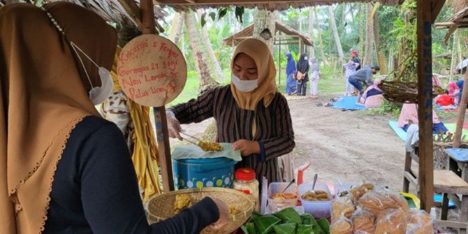 Berburu Kuliner Tradisional di Pasar Kamu Deli Serdang, Cara Bayarnya Unik