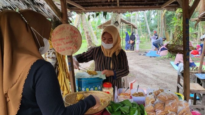 mengunjungi pasar kamu di deli serdang penuh dengan nuansa tradisional