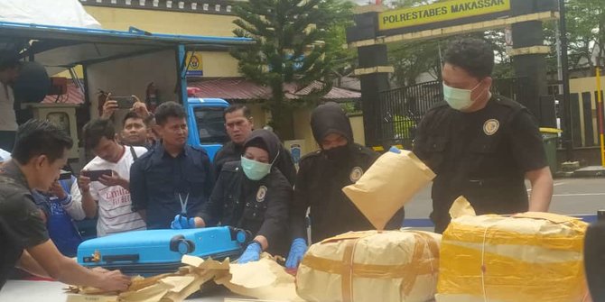 Bongkar Jaringan Internasional, Polisi Amankan Lima Tersangka dan 43 Kg Sabu
